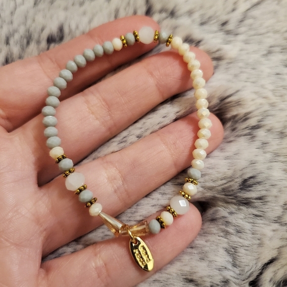 Jewelry - New Hand Made Glass Bead & Stone Bracelet